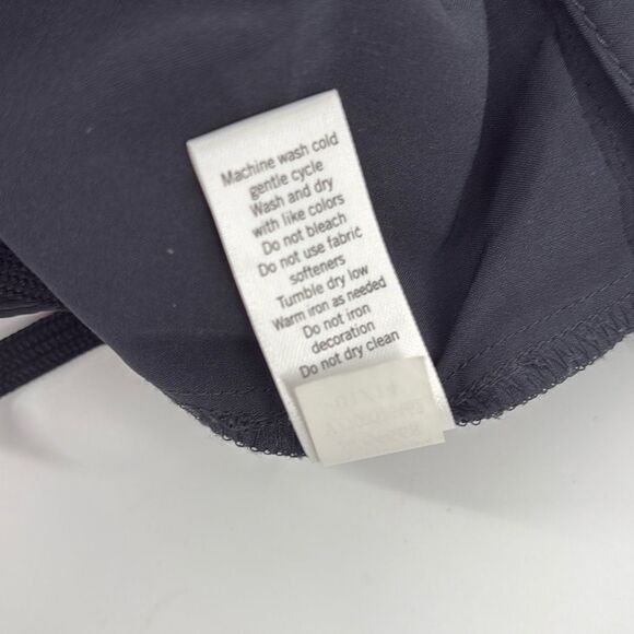 Athleta Everyday Skater Lightweight Skort Short  Side Zip Black Size 12 - Picture 12 of 12